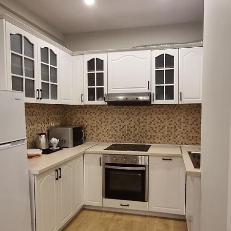 Mina Apartment Tirana Esterno foto
